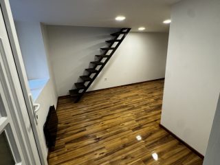 Eladó 20 m²-estársasházi lakás VII. Kerület (Nagykörúton kívül) , Blaha Lujza tér közelében: 35'600'000 Ft