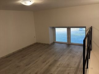 Eladó 20 m²-estársasházi lakás VII. Kerület (Nagykörúton kívül) , Blaha Lujza tér közelében: 35'600'000 Ft