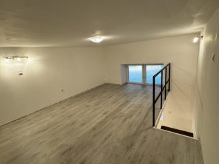 Eladó 20 m²-estársasházi lakás VII. Kerület (Nagykörúton kívül) , Blaha Lujza tér közelében: 35'600'000 Ft