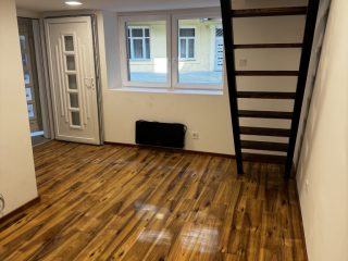 Eladó 20 m²-estársasházi lakás VII. Kerület (Nagykörúton kívül) , Blaha Lujza tér közelében: 35'600'000 Ft
