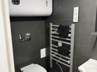 Eladó 20 m²-estársasházi lakás VII. Kerület (Nagykörúton kívül) , Blaha Lujza tér közelében: 35'600'000 Ft