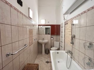 Eladó 47 m²-estársasházi lakás VII. Kerület (Nagykörúton kívül) , Garay tér: 68'900'000 Ft