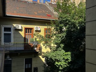 Eladó 47 m²-estársasházi lakás VII. Kerület (Nagykörúton kívül) , Garay tér: 68'900'000 Ft