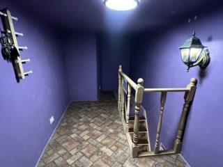 Kiadó 9 m²-esüzlethelyiség utcai bejárattal VII. Kerület (Nagykörúton kívül) , Keleti pályaudvarnál: 130'000 Ft