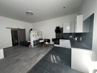 Eladó 35 m²-estársasházi lakás VII. Kerület (Nagykörúton kívül) , Murányi utca: 52'900'000 Ft
