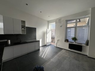 Eladó 35 m²-estársasházi lakás VII. Kerület (Nagykörúton kívül) , Murányi utca: 52'900'000 Ft