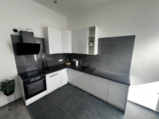 Eladó 35 m²-estársasházi lakás VII. Kerület (Nagykörúton kívül) , Murányi utca: 52'900'000 Ft