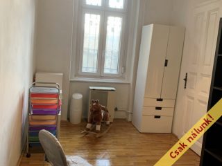 Eladó 105 m²-estársasházi lakás VII. Kerület (Nagykörúton kívül) , Thököly út: 91'900'000 Ft
