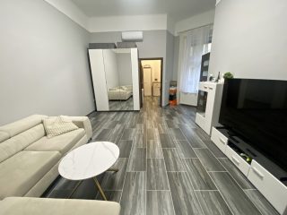 Eladó 62 m²-estársasházi lakás VII. Kerület (Nagykörúton kívül) , Zsinagógával szemben: 89'000'000 Ft