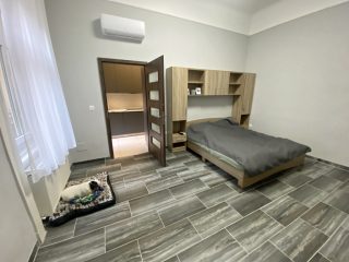 Eladó 62 m²-estársasházi lakás VII. Kerület (Nagykörúton kívül) , Zsinagógával szemben: 89'000'000 Ft