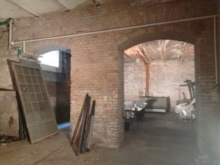 Eladó 125 m²-esüzlethelyiség utcai bejárat nélkül VIII. Kerület (Corvin negyed) , Ullői út: 34'990'000 Ft