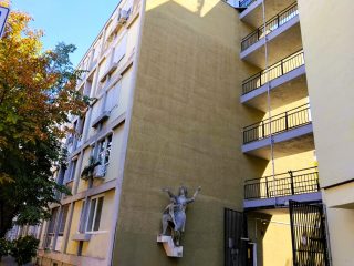 Eladó 61 m²-estársasházi lakás VIII. Kerület (Corvin negyed) , Üllői út: 130'900'000 Ft