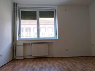 Eladó 61 m²-estársasházi lakás VIII. Kerület (Corvin negyed) , Üllői út: 103'900'000 Ft