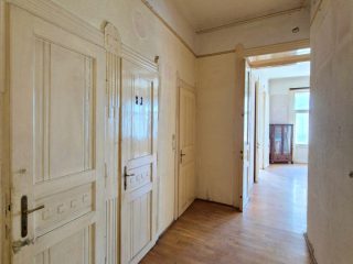 Eladó 67 m²-estársasházi lakás VIII. Kerület (Csarnoknegyed) , Erkélyes, Vásárcsarnok / M4 közeli Német utca: 80'000'000 Ft