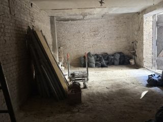 Eladó 45 m²-estársasházi lakás VIII. Kerület (II. János Pál pápa tér és környéke) , Bezerédj utca: 55'900'000 Ft