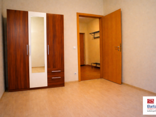 Kiadó 53 m²-estársasházi lakás VIII. Kerület (II. János Pál pápa tér és környéke) , KUN utca: 210'000 Ft