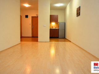 Kiadó 53 m²-estársasházi lakás VIII. Kerület (II. János Pál pápa tér és környéke) , KUN utca: 210'000 Ft