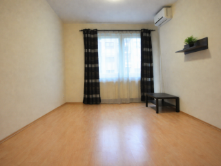 Kiadó 53 m²-estársasházi lakás VIII. Kerület (II. János Pál pápa tér és környéke) , KUN utca: 210'000 Ft