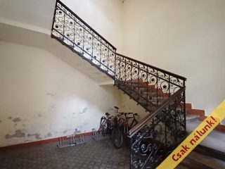 Eladó 123 m²-estársasházi lakás VIII. Kerület (II. János Pál pápa tér és környéke) , M4 közeli, Népszínház utca: 119'000'000 Ft