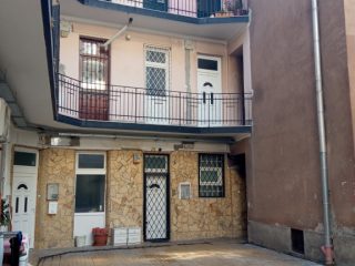 Eladó 27 m²-estársasházi lakás VIII. Kerület (II. János Pál pápa tér és környéke) , Magdolna negyedben: 40'500'000 Ft