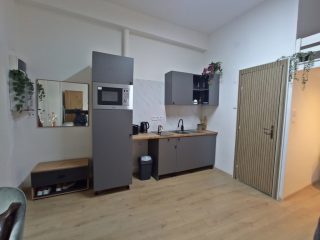 Eladó 21 m²-estársasházi lakás VIII. Kerület (Józsefváros) , Népszínház negyed: 44'000'000 Ft