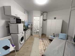 Eladó 15 m²-estársasházi lakás VIII. Kerület (Magdolna negyed) , Koszorú utca: 19'900'000 Ft