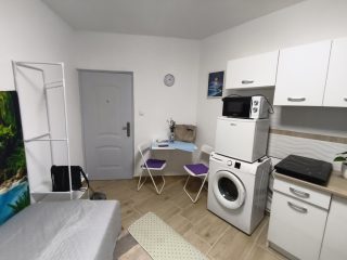 Eladó 15 m²-estársasházi lakás VIII. Kerület (Magdolna negyed) , Koszorú utca: 19'900'000 Ft