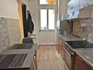 Eladó 28 m²-estársasházi lakás VIII. Kerület (Magdolna negyed) , Magdolna negyedben: 45'000'000 Ft