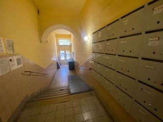 Eladó 44 m²-estársasházi lakás VIII. Kerület (Orczy negyed) , Orczy út: 60'000'000 Ft