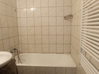 Kiadó 91 m²-estársasházi lakás VIII. Kerület (Palotanegyed) , Blaha Lujaza térhez közel: 350'000 Ft
