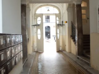 Eladó 43 m²-estársasházi lakás VIII. Kerület (Palotanegyed) , Kálvin térhez közel: 64'900'000 Ft