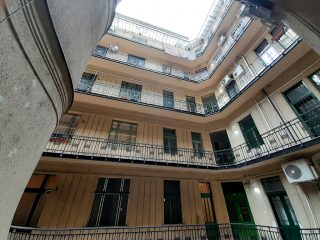 Eladó 63 m²-estársasházi lakás VIII. Kerület (Palotanegyed) , Mária utca: 69'900'000 Ft