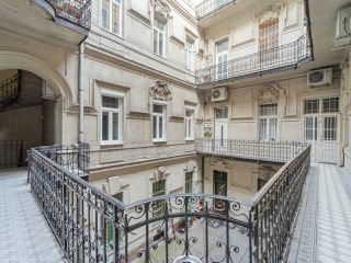 Eladó 22 m²-estársasházi lakás VIII. Kerület (Palotanegyed) , Palotanegyed: 49'900'000 Ft