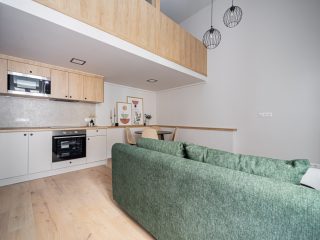 Eladó 39 m²-estársasházi lakás VIII. Kerület (Palotanegyed) , Palotanegyed: 64'900'000 Ft