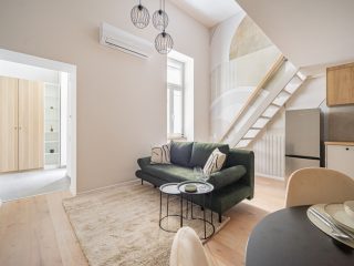 Eladó 39 m²-estársasházi lakás VIII. Kerület (Palotanegyed) , Palotanegyed: 64'900'000 Ft