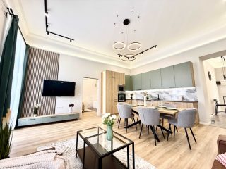 Eladó 122 m²-estársasházi lakás VIII. Kerület (Palotanegyed) , Rákóczi út: 189'000'000 Ft