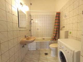Eladó 47 m²-estársasházi lakás VIII. Kerület (Palotanegyed) , Szentkirályi utca: 68'900'000 Ft
