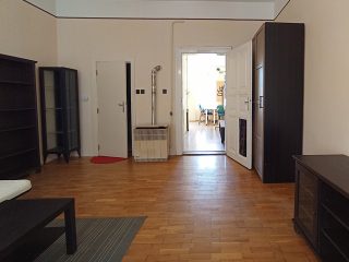 Eladó 47 m²-estársasházi lakás VIII. Kerület (Palotanegyed) , Szentkirályi utca: 68'900'000 Ft