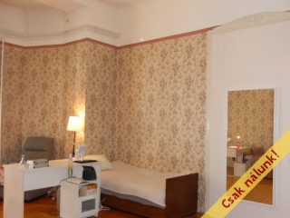 Eladó 111 m²-estársasházi lakás VIII. Kerület (Palotanegyed) , Vas utca: 142'800'000 Ft