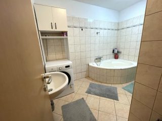 Eladó 59 m²-estársasházi lakás VIII. Kerület (Századosnegyed) , Ciprus utca: 93'800'000 Ft