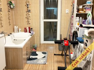 Eladó 46 m²-estársasházi lakás VIII. Kerület (Századosnegyed) , Hungária körút: 35'000'000 Ft