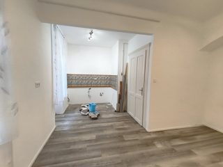 Eladó 50 m²-estársasházi lakás VIII. Kerület (Századosnegyed) , Stadionok melletti utca: 64'900'000 Ft