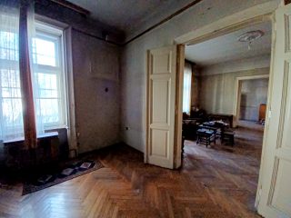 Eladó 202 m²-escsaládi ház VIII. Kerület (Tisztviselő telep) , Bíró Lajos utca: 269'000'000 Ft