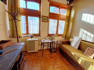 Eladó 202 m²-escsaládi ház VIII. Kerület (Tisztviselő telep) , Bíró Lajos utca: 269'000'000 Ft