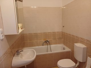 Kiadó 330 m²-esikerház VIII. Kerület (Tisztviselő telep) , Bíró Lajos utca: 900'000 Ft