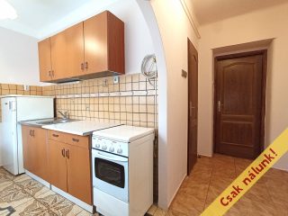 Eladó 33 m²-estársasházi lakás X. Kerület (Felsőrákos) , Hatház utca: 48'500'000 Ft