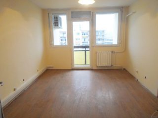 Eladó 71 m²-estársasházi lakás X. Kerület (Gyakorló lakótelep) , Árkád közeli utca: 69'000'000 Ft