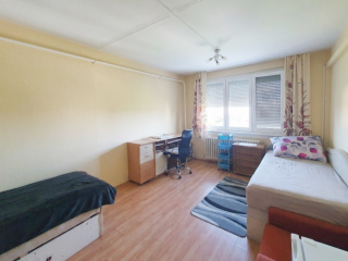 Eladó 71 m²-estársasházi lakás X. Kerület (Gyakorló lakótelep) , Gyakorló utcai lakótelep: 71'000'000 Ft