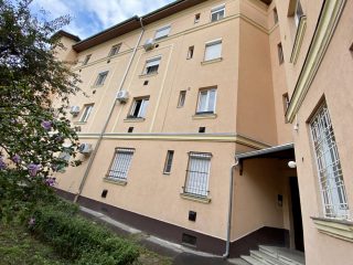 Kiadó 42 m²-estársasházi lakás X. Kerület (József A. ltp. közelében) , Zágrábi utca: 180'000 Ft