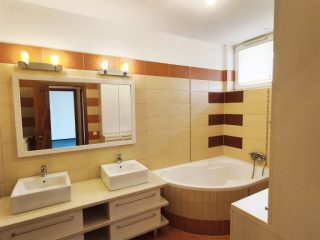 Eladó 109 m²-estársasházi lakás X. Kerület (Kőbánya) , Tara lakópark: 165'000'000 Ft